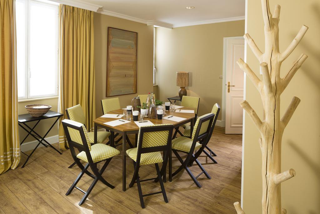 Hotel De France Angerville  Eksteriør billede